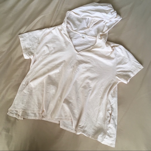 UO Short Sleeve Top With Hoodie - Picture 3 of 6